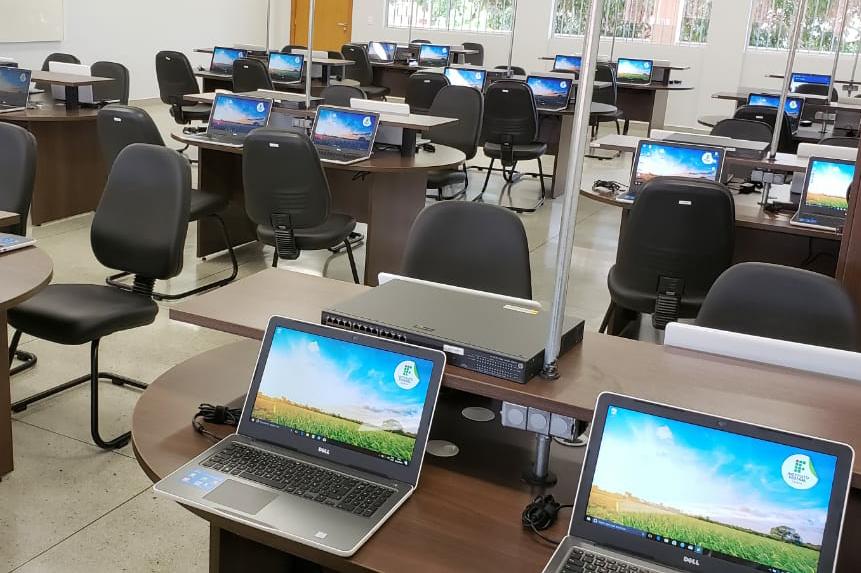 Foto no tamanho 230 pixels de largura por 136 pixels de altura